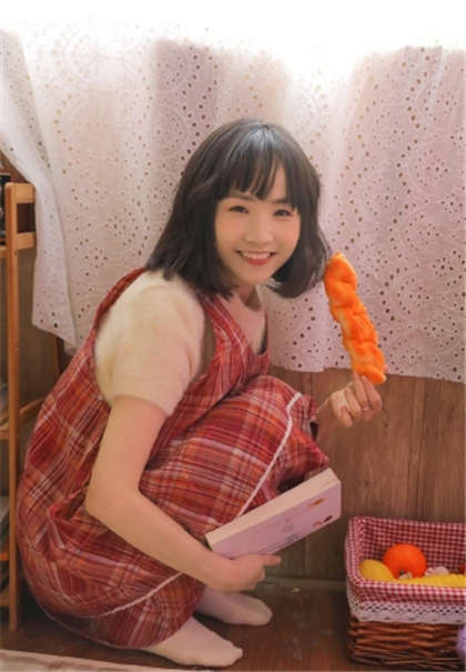 教室摸女生小说校园污-高h甜宠一对一_情趣说明书