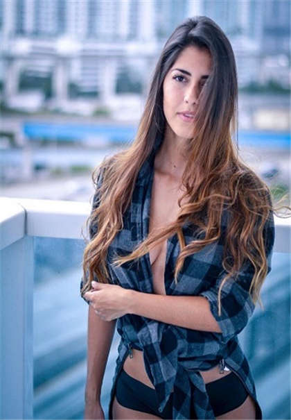 高黄np文-强行挺进伴娘身体_情趣说明书