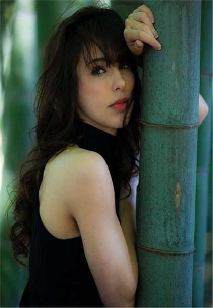 让下面流水水的-他进入了我细节描述肉篇_情趣说明书