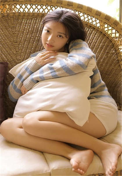 两外国人C-爷爷对我又揉又舔好爽_情趣说明书