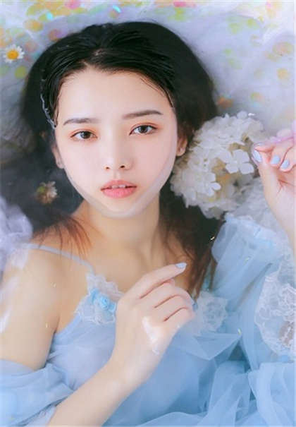 我把物理老师压在下面了-那次和50岁女人做经历真爽_情趣说明书