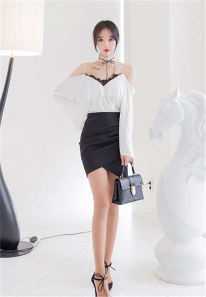 电梯花瓣湿漉漉 浩然-春药灼心_情趣说明书