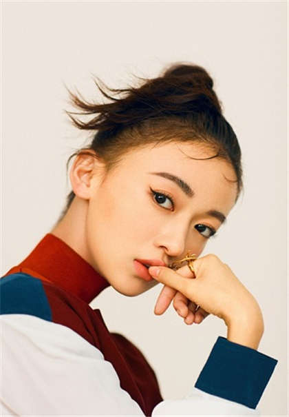 污污小说短文-小妖精你下面真紧_情趣说明书