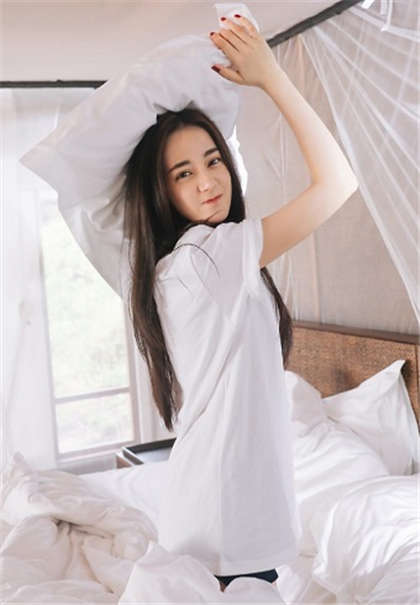 黄色小说h...-跟老男人做_情趣说明书