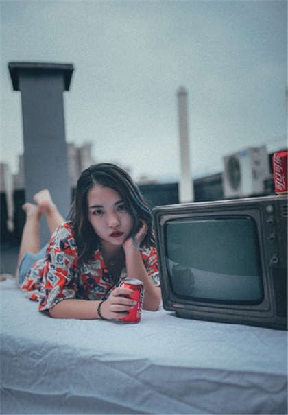 被强奸污文肉-两个领导吃我的奶进入了我_情趣说明书