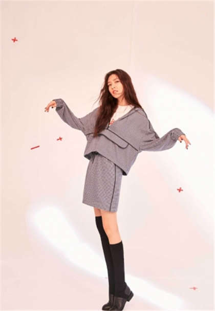 教室亚洲小说成人-男男纯肉污文_情趣说明书