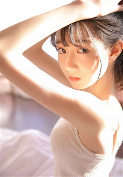 污污黄文鸡巴插逼-别摸了都出水了_情趣说明书