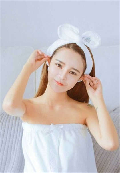 王爷和王妃肉肉片段-让人看了会湿的小污文_情趣说明书