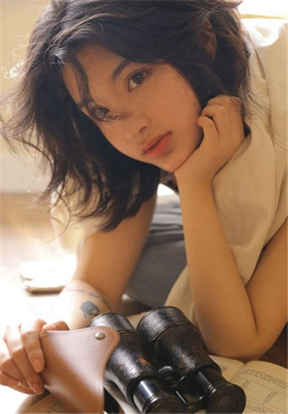 娇妻浪女系列小说-在办公室被上的小黄文_情趣说明书