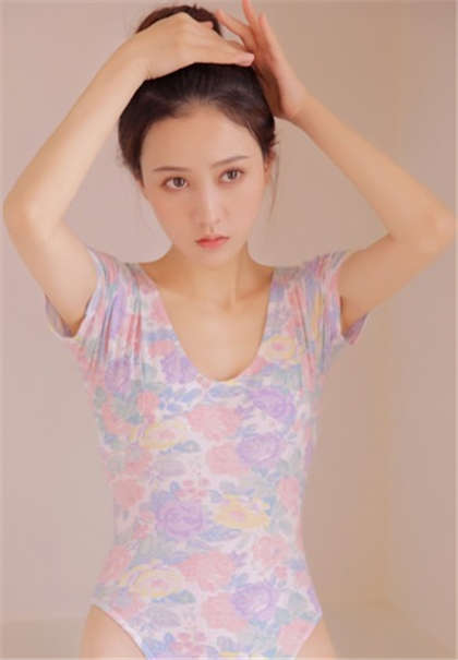 污到你下面流水的小故事-看到下面流水的小黄文_情趣说明书