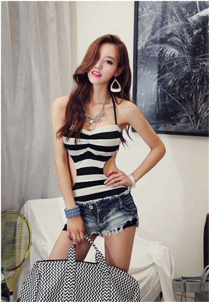 小说里男女睡觉的片段描写-黄得让人湿的片段陌生人_情趣说明书