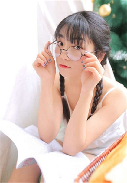 纯肉小黄文污到你湿透-大掌覆上胸前白兔_情趣说明书