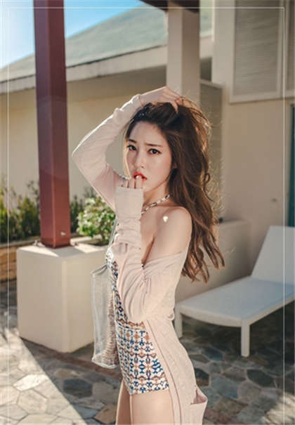 在学校里污污的小黄文。-晚自习教室停电干同桌陈冰_情趣说明书