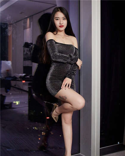 同桌吸奶小黄文-老婆在家被维修工干了_情趣说明书