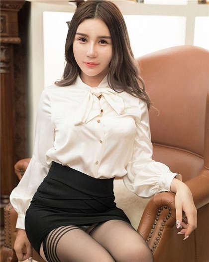 强 系列小说-男朋友把我腿打开了_情趣说明书