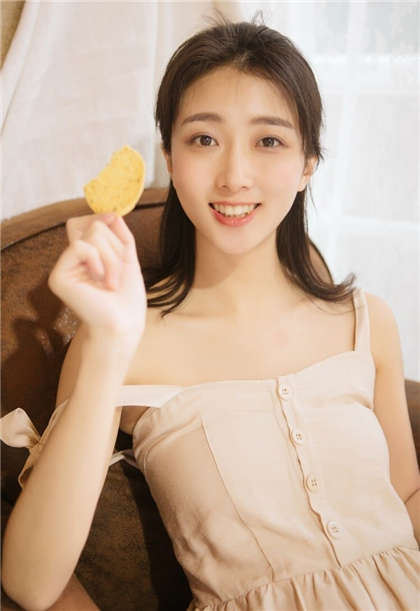 缓缓有力地抵入-很黄很黄在床上的小说_情趣说明书