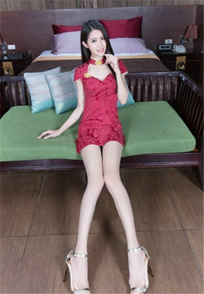 男友拉我的手进他裤子-被很多人一起上_情趣说明书