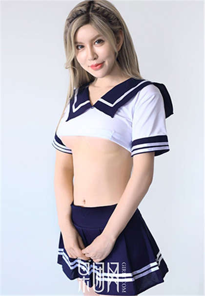 大手罩住她的饱满圆润-领导在桌上吃我奶_情趣说明书