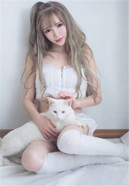 跳弹高h小说-在车里两个男人舔我_情趣说明书