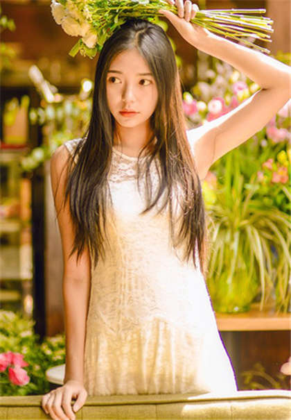 把葡萄塞下面h文-我们都有浮艳姐_情趣说明书