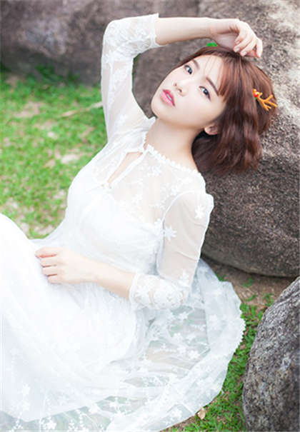 污污黄色小说-校园污小说之舔花蕊_情趣说明书