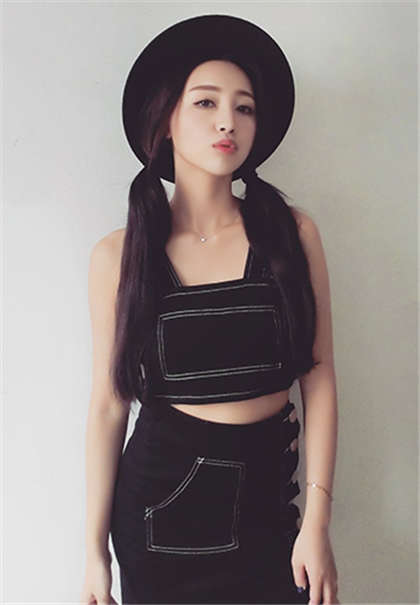 床上戏小说-小黄文学校里的事情_情趣说明书