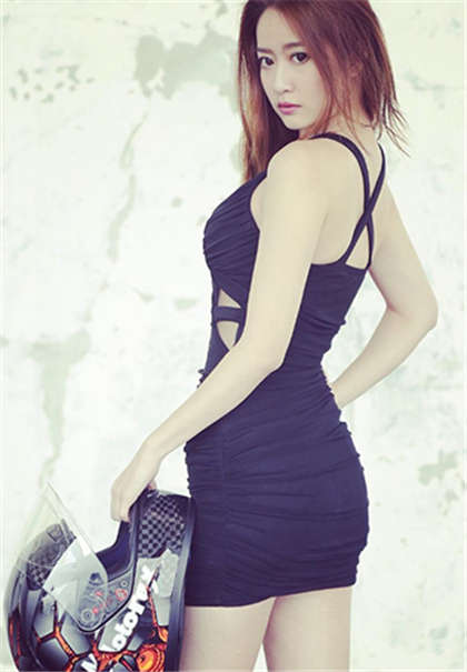 小说中超级污的内容-女出租车司机赵玉玲_情趣说明书