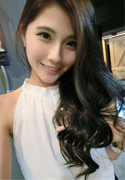 啊,宝贝,快用力吸,进去一点-我舔儿媳妇的下身口述_情趣说明书