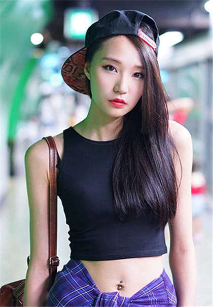 浪荡女秘书-被游泳教练在水里要了_情趣说明书