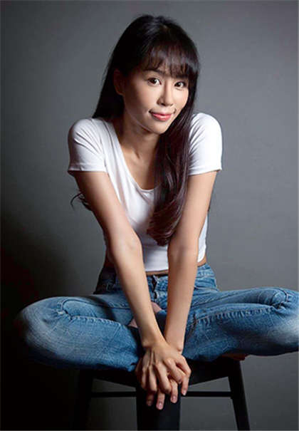 公交车上的轮流-邻居的夫妇交换完整版_情趣说明书