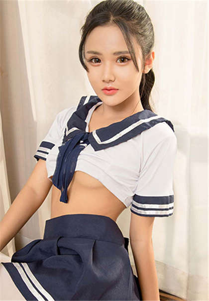 嗯哦好粗我要-那晚我让四4男生轮着上我_情趣说明书