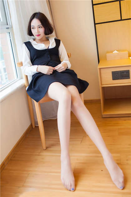 校花系列白丝h全文阅读-校花沦为校妓_情趣说明书