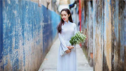 肉宠文从头到尾-女人讲述自慰的经过_情趣说明书