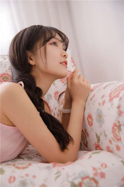 有肉的文章-纯肉电车男男小黄文_情趣说明书