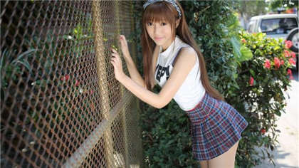 两根一前一后三个人-被人舔湿吸奶_情趣说明书