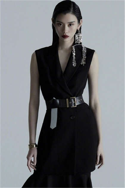 舔完再干-我的有点粗你忍着点_情趣说明书