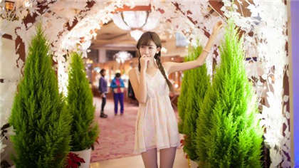 细节详细的H文-两个熟妇迎合_情趣说明书