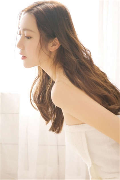 小说肉片段边开车边做-在办公桌下为他口_情趣说明书