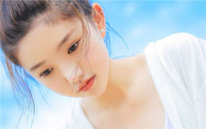 污到你下面流水的小黄文老师-你的舌头好灵活呀_情趣说明书