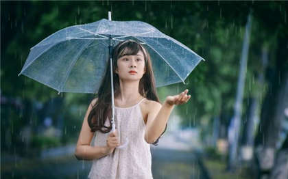 黄文免费吃奶全文-看了让人湿透的小黄文_情趣说明书