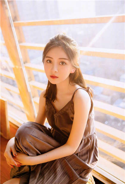 黄到下面水的文章-让女人看了下面滴水文章_情趣说明书