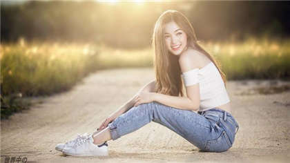 暴力强奸黄-下面流的水水越来越多_情趣说明书