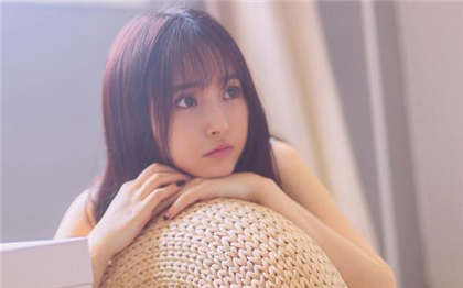 很黄很污有情节的小说片段-爸爸好爽再快点啊哦_情趣说明书