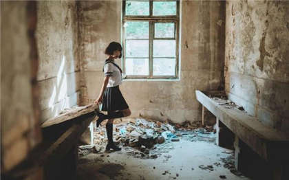 H文 何晓梅-喂下面小嘴吃葡萄bl_情趣说明书