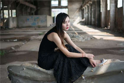 污污的小说肉多多-你好湿真骚_情趣说明书