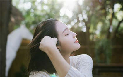 很黄很色的短文-王俊凯很污的床文_情趣说明书