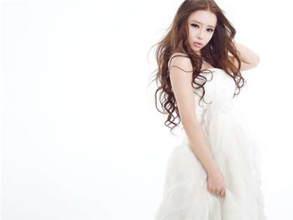 特黄的洁白妇少阅读-叔叔肉根挺进侄女_情趣说明书