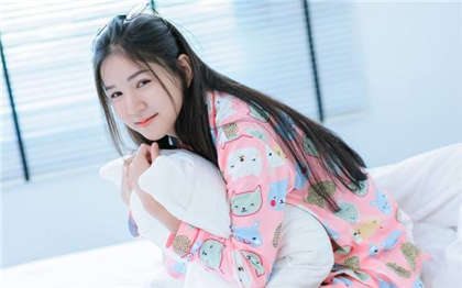 小雄故事全集李力雄-高中校园宠文有肉_情趣说明书