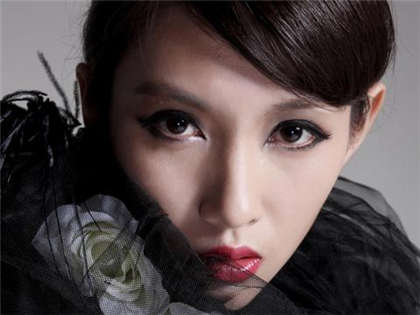 哦啊不行了-揉捏我胸部_情趣说明书