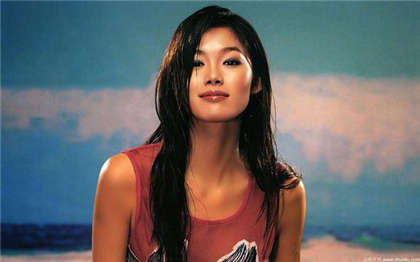 在公交车上让别人操-我摸了同桌雪白的大腿_情趣说明书